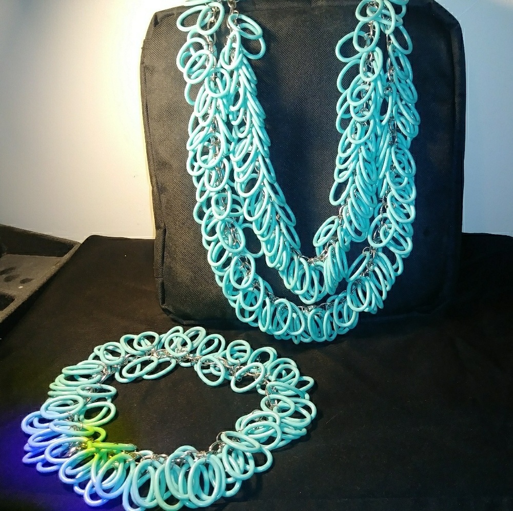 Traci Lynn set